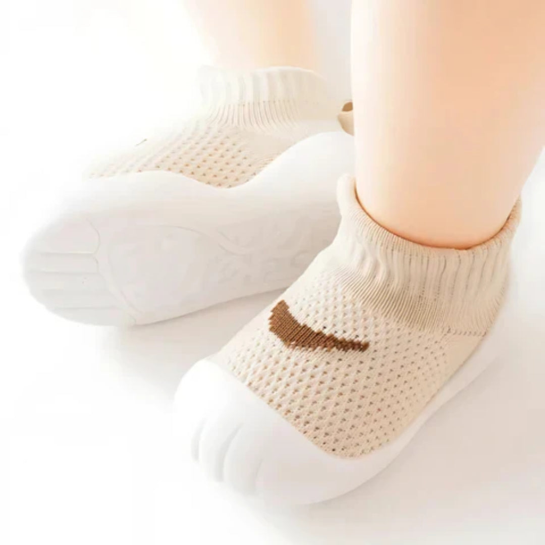 Non-Slip Soft Sole Baby Shoes for First Steps – Breathable Sock-Style Footwear for Crawling Infants and Toddlers 0-4 Years | Thomler