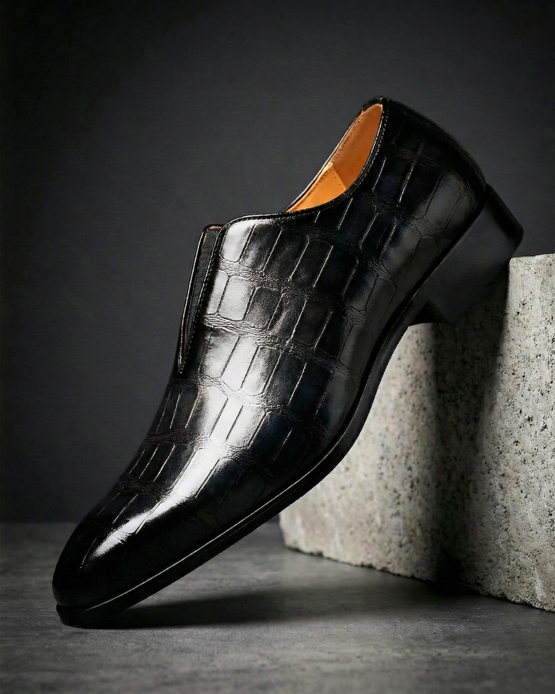 Men's Dress Loafer with Crocodile Embossed Leather Upper & Padded Footbed for Office & Formal Occasions | Thomler