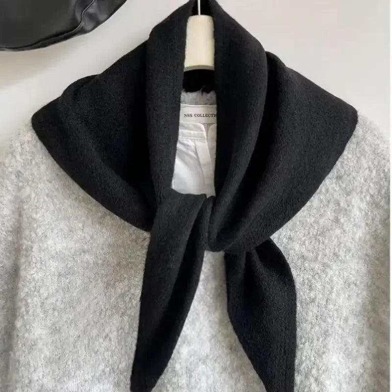 Soft Triangle Wrap Shawl for Cold Weather – Lightweight Cotton Blend Neckwear for Fall & Winter Layering | Thomler