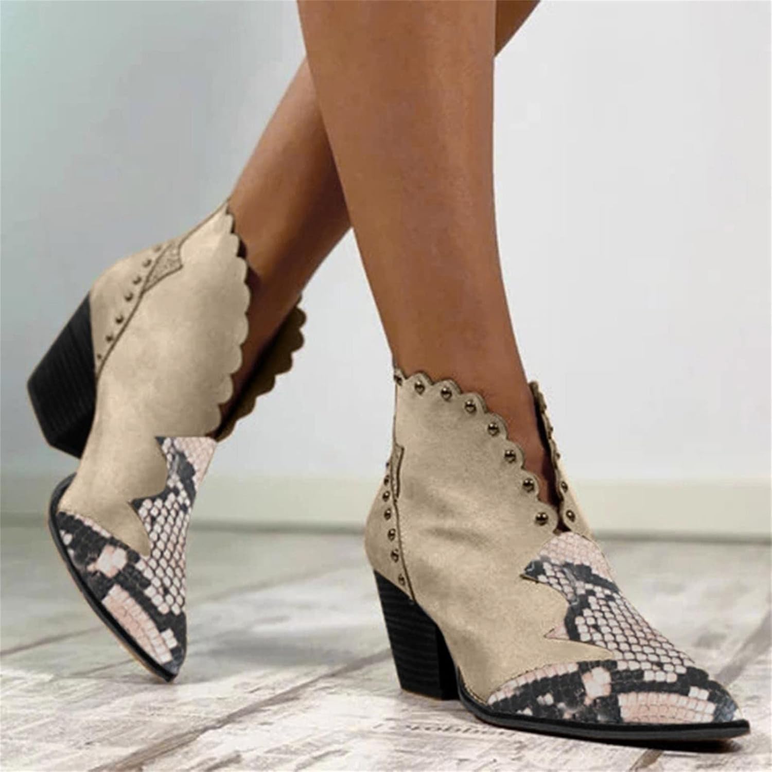 Western-Inspired Ankle Boots with Lace-Up Front & Pointed Toe for Women – Cushioned Insole, Non-Slip Sole, Casual & Dressy Wear | Thomler