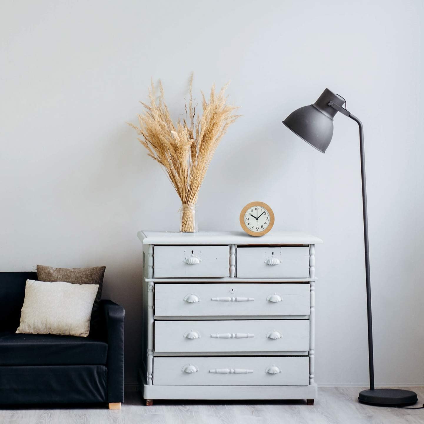 Lautloser Holz-Wecker mit LED-Nachtlicht – Buchenholz, kein Ticken, mit Snooze