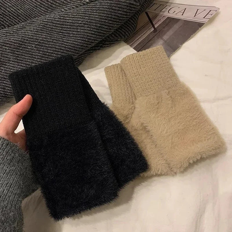Open-Tip Winter Hand Warmers for Cold Weather Touchscreen Typing – Soft Knit Wrist Covers with Fleece Lining for Women | Thomler