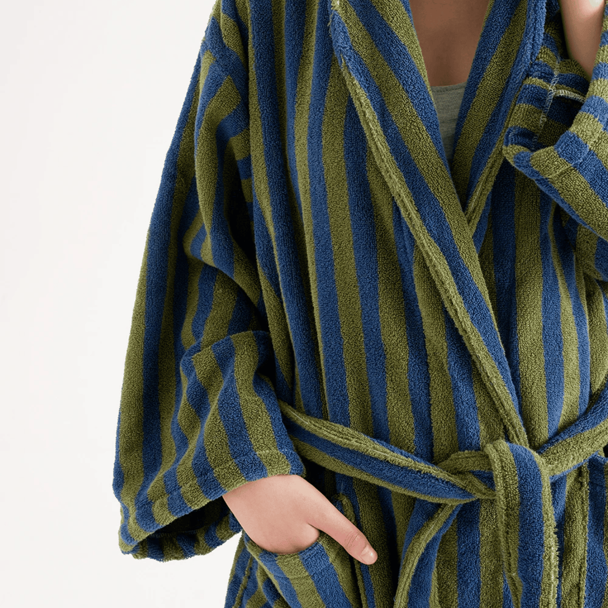 Heavyweight Organic Cotton Spa Robe with Jacquard Stripe Design – Absorbent Hotel-Quality Bathrobe for Home & Bath | Thomler