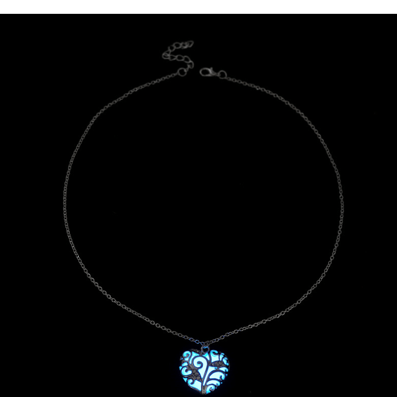 Luminous Heart Pendant Necklace – Glow-in-the-Dark Jewelry for Women – Adjustable 16-18 in Chain – Hypoallergenic Stainless Steel – Gift | Thomler