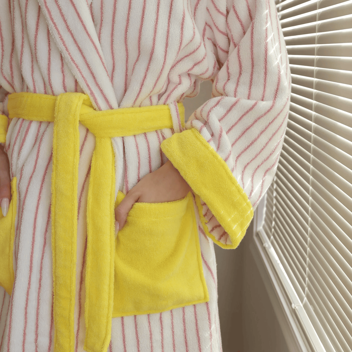 Organic Cotton Striped Terry Robe for Women – Soft Jacquard Loungewear Bathrobe with Coordinated Two-Tone Colors for Everyday Comfort | Thomler