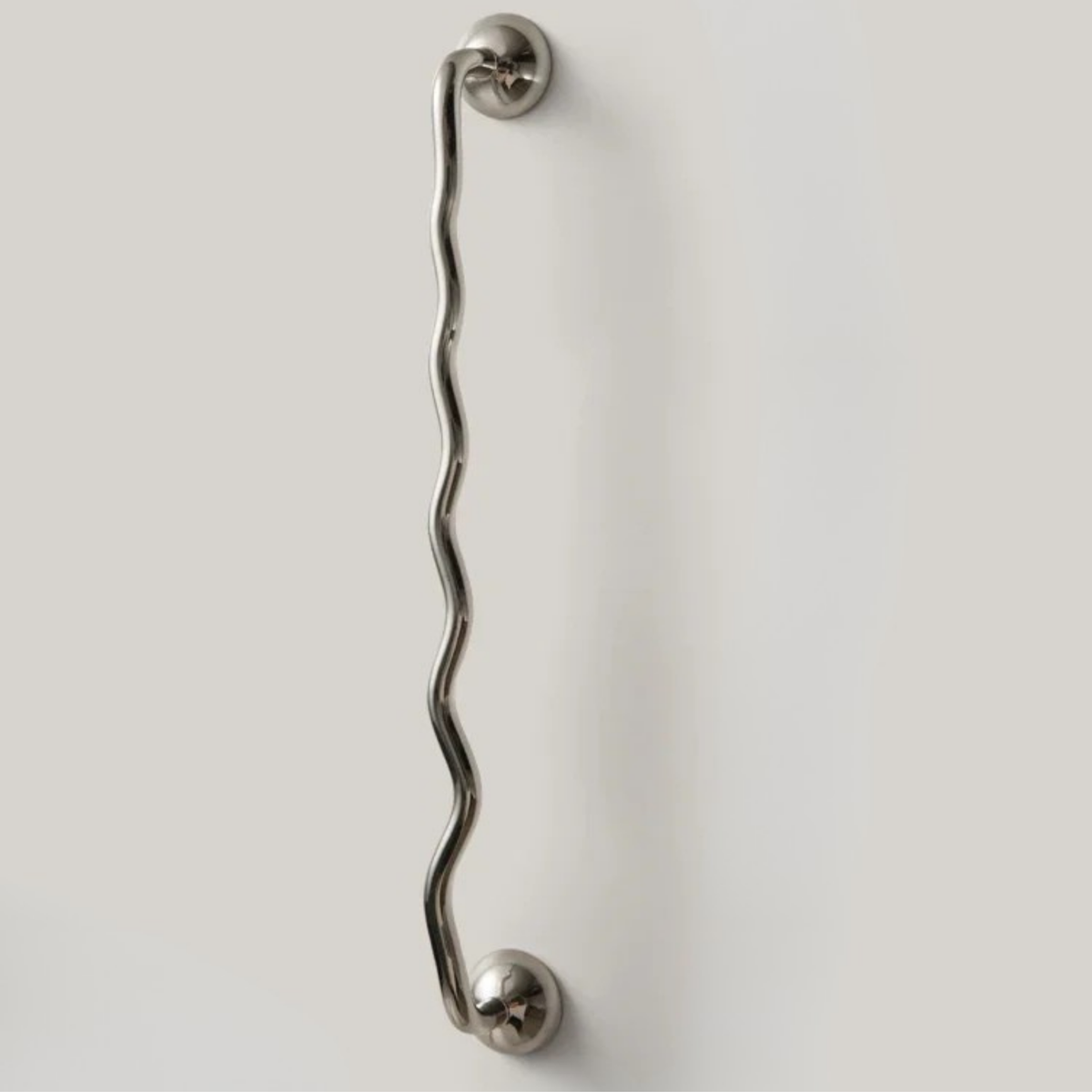 Curved Mushroom Cabinet Pull in Solid Brass – 3 Lengths, Single or 6-Pack | Thomler