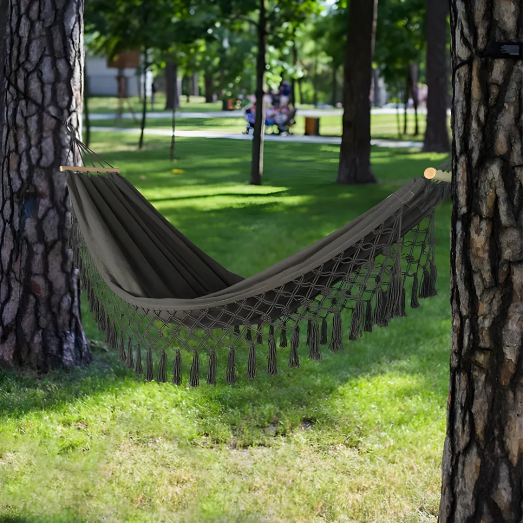 Cotton-Blend Hammock with Wood Spreader Bar for Patio, Yard & Balcony – Boho Lounge Swing | Thomler