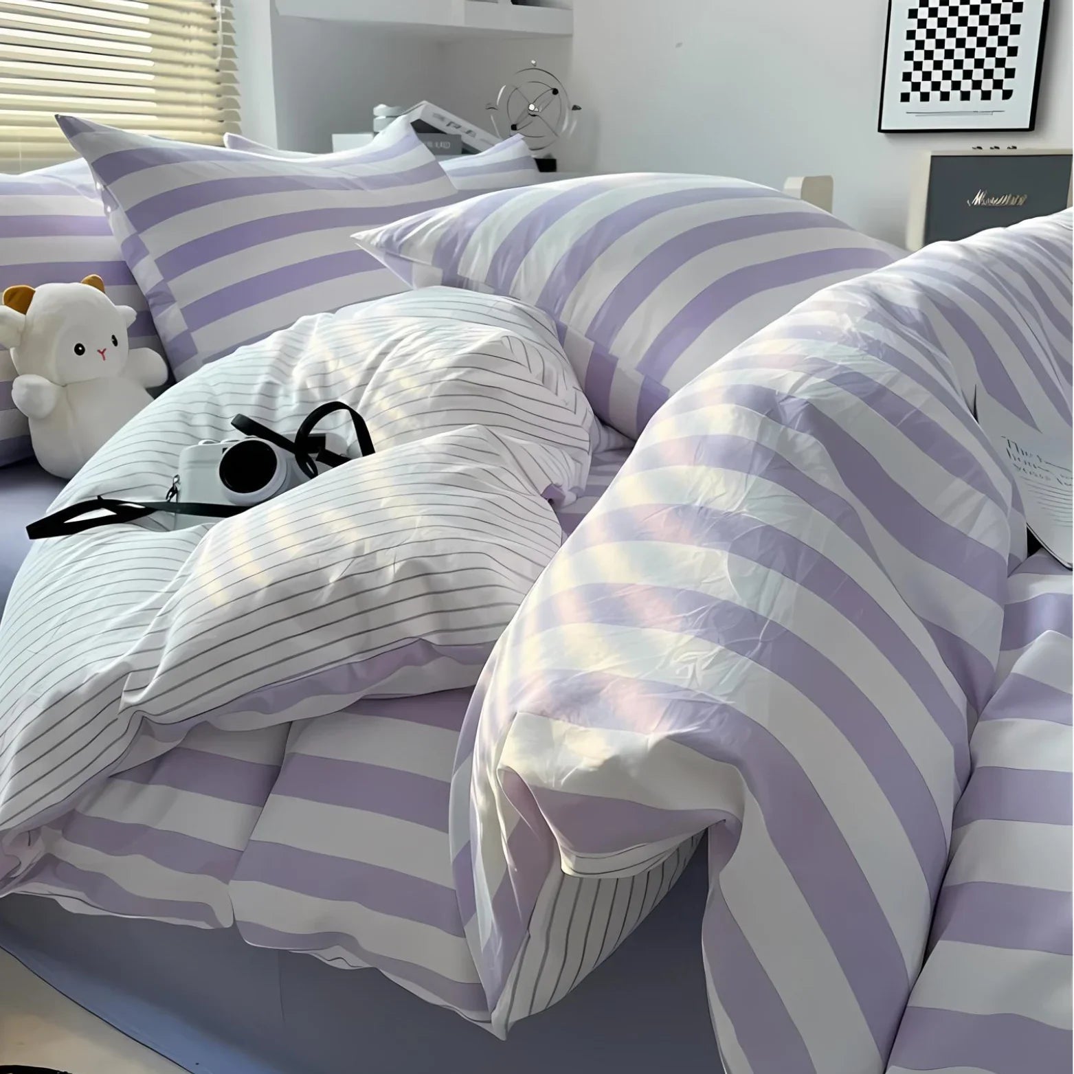 Bedding Set Striped Design 220.0 cm x 240.0 cm Beige Bedroom Duvet Cover Fitted Sheet Pillowcase Hotel Style Linen | Thomler
