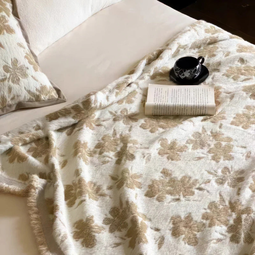 Jacquard Throw Blanket with Asian-Inspired Pattern – Soft Polyester Nylon Blend for Couch, Bed & Sofa | Thomler