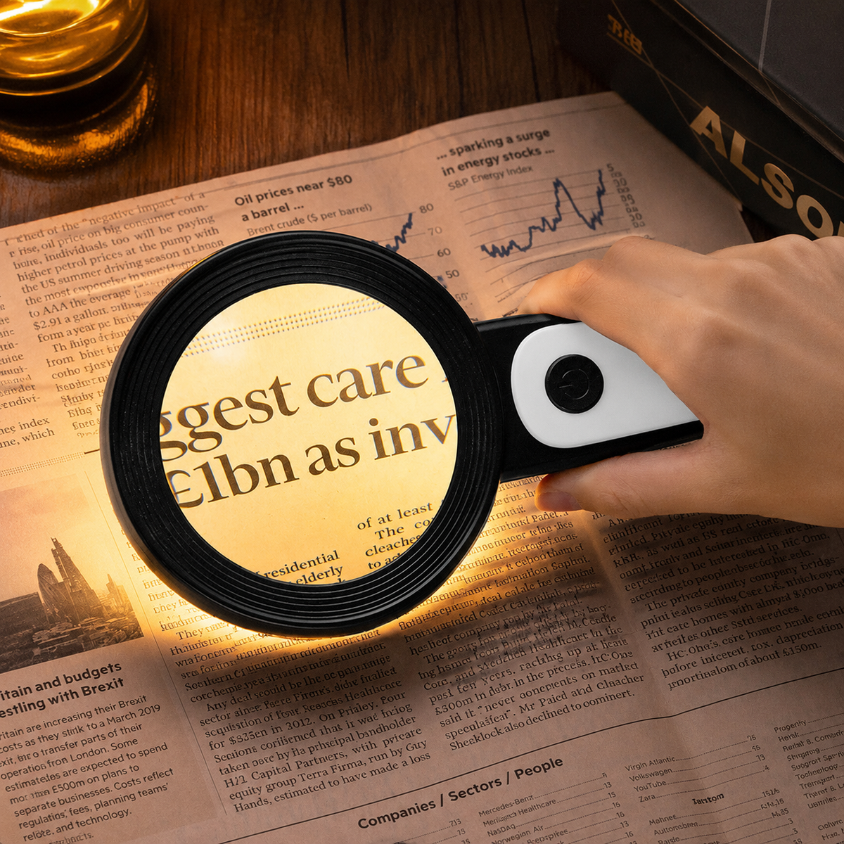 30× Illuminated Reading Loupe with Ergonomic Handle for Hobbies & Text | Thomler