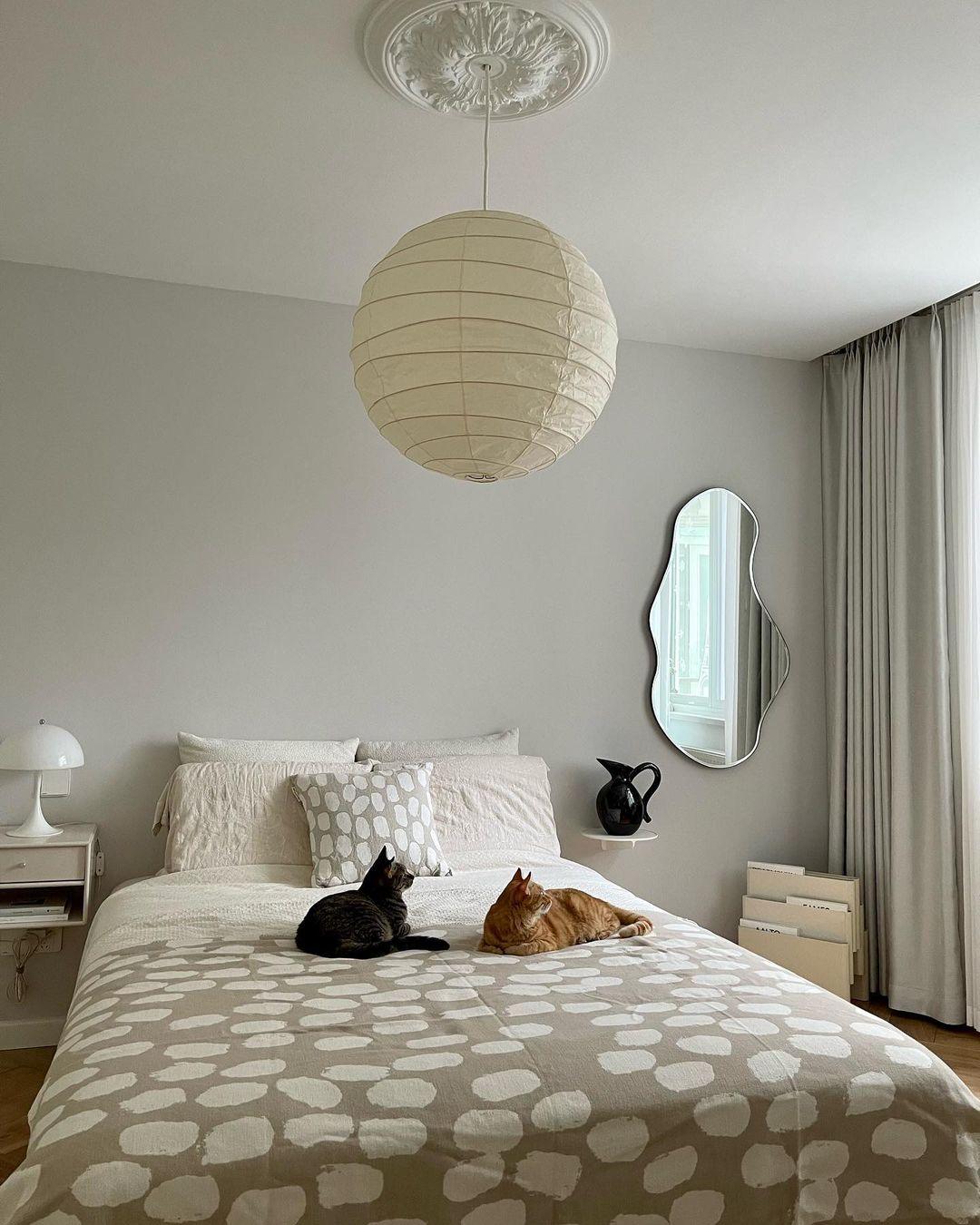 Pendant Light Japanese Washi Paper 17.7 in White Dining Room Living Room Hanging Ceiling Lamp Modern Minimalist Design | Thomler
