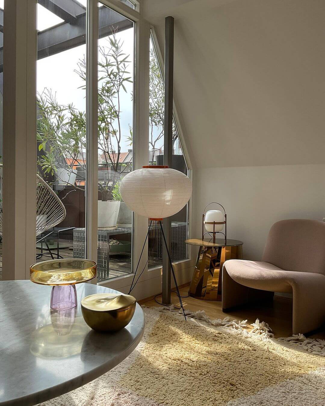 Akari Floor Lamp 47 in Mulberry Paper White Indoor Ambient Lighting Decorative Sculpture | Thomler