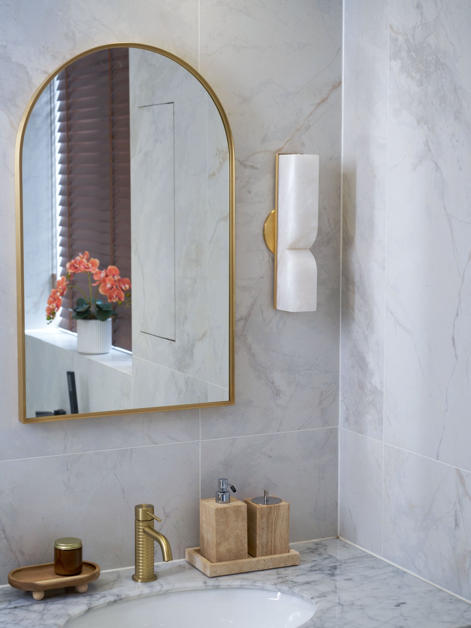 Wall Sconce Alabaster 13.8 in LED Indoor Lighting Gold Black Modern Home Bedroom Living Room Decorative Accent | Thomler