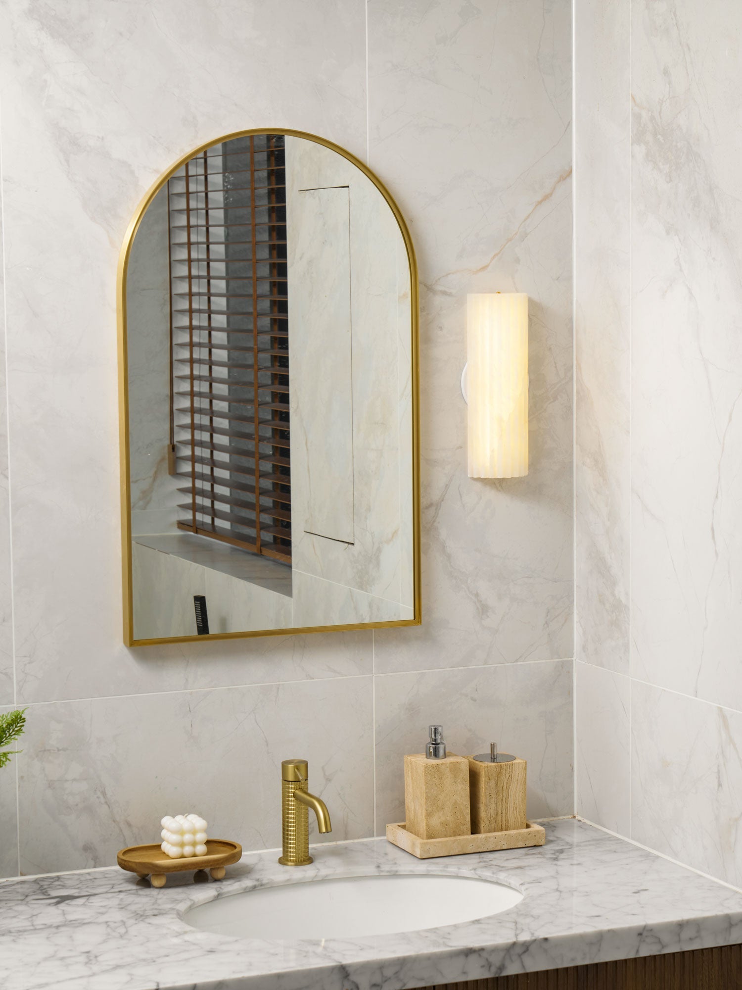 Alabaster Wall Light 11.8 in Integrated LED Indoor Ribbed Sconce Bedroom Hallway Ambient Lighting Fixture | Thomler