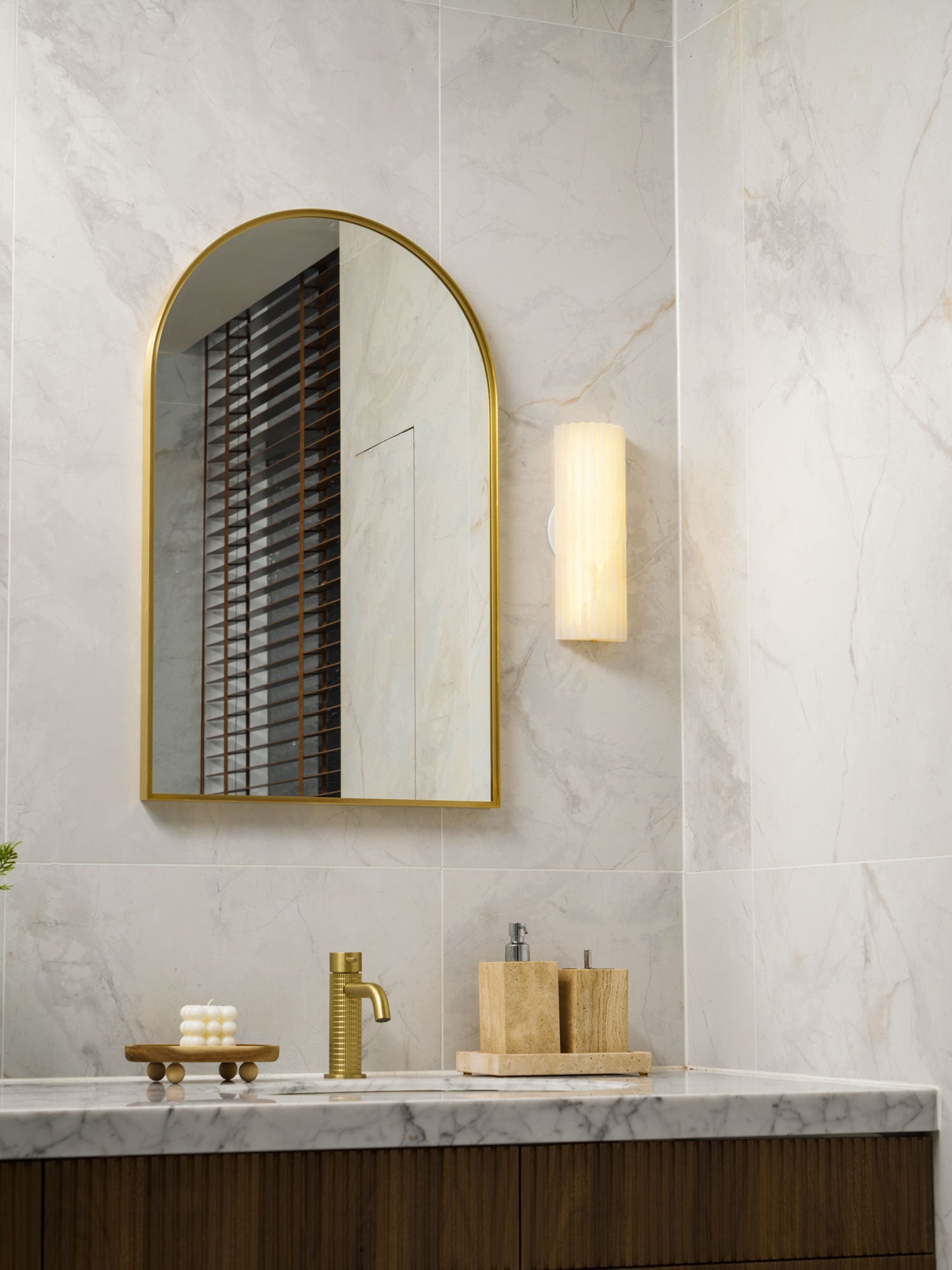 Alabaster Wall Light 11.8 in Integrated LED Indoor Ribbed Sconce Bedroom Hallway Ambient Lighting Fixture | Thomler