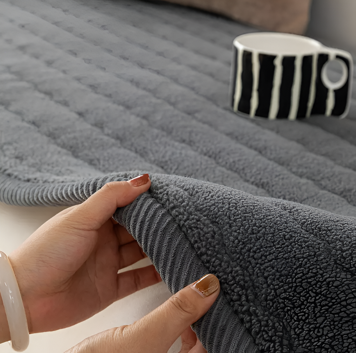 Couch Protector Cover Non-Slip Washable Pet-Proof Furniture Throw for Dogs Cats Living Room Sofa Shield Soft Polyester | Thomler