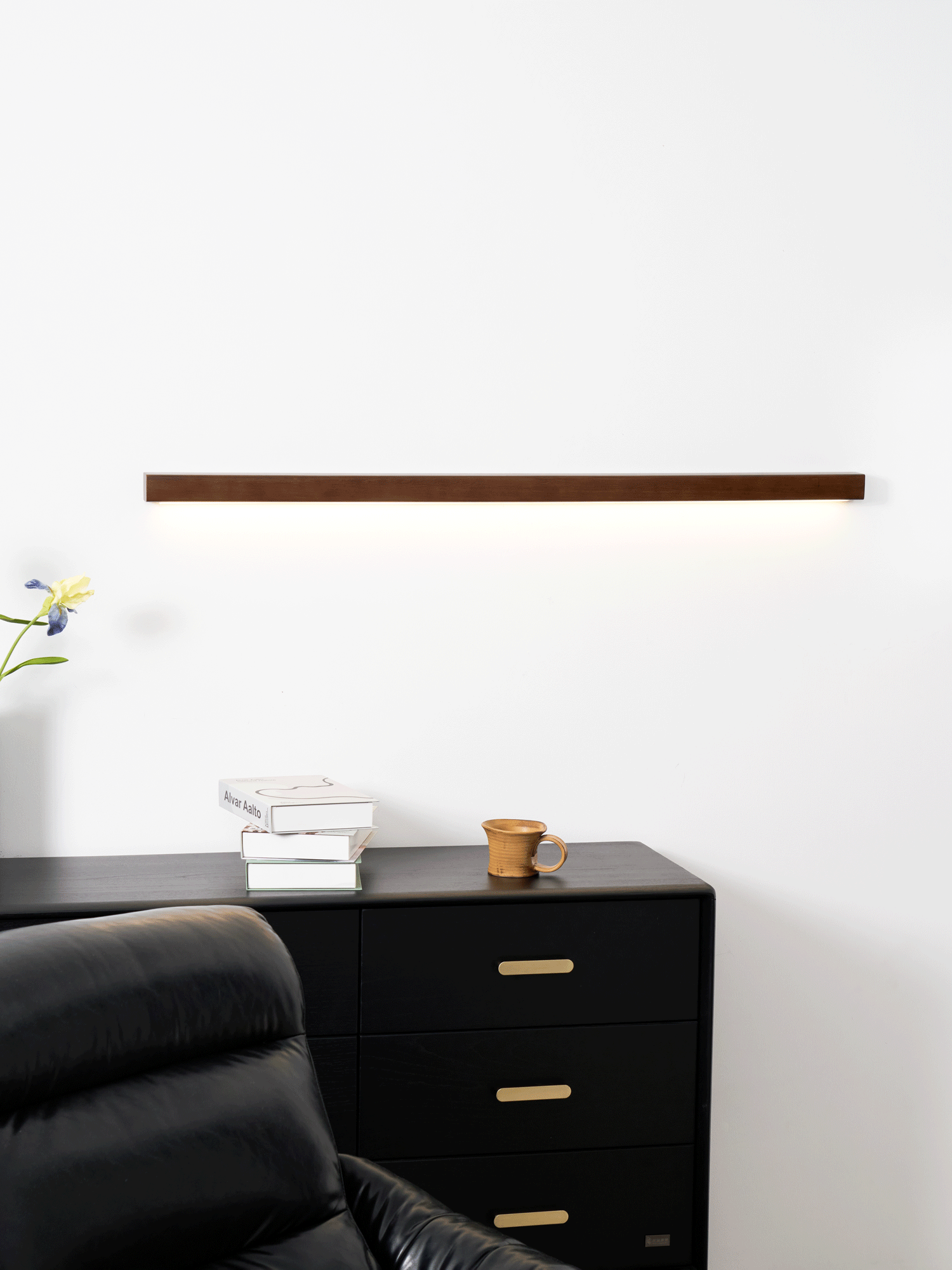 Linear Wall Light 12W Natural Pine Wood 23.6 in Indoor Hallway Vanity Lighting Modern Minimalist Fixture | Thomler