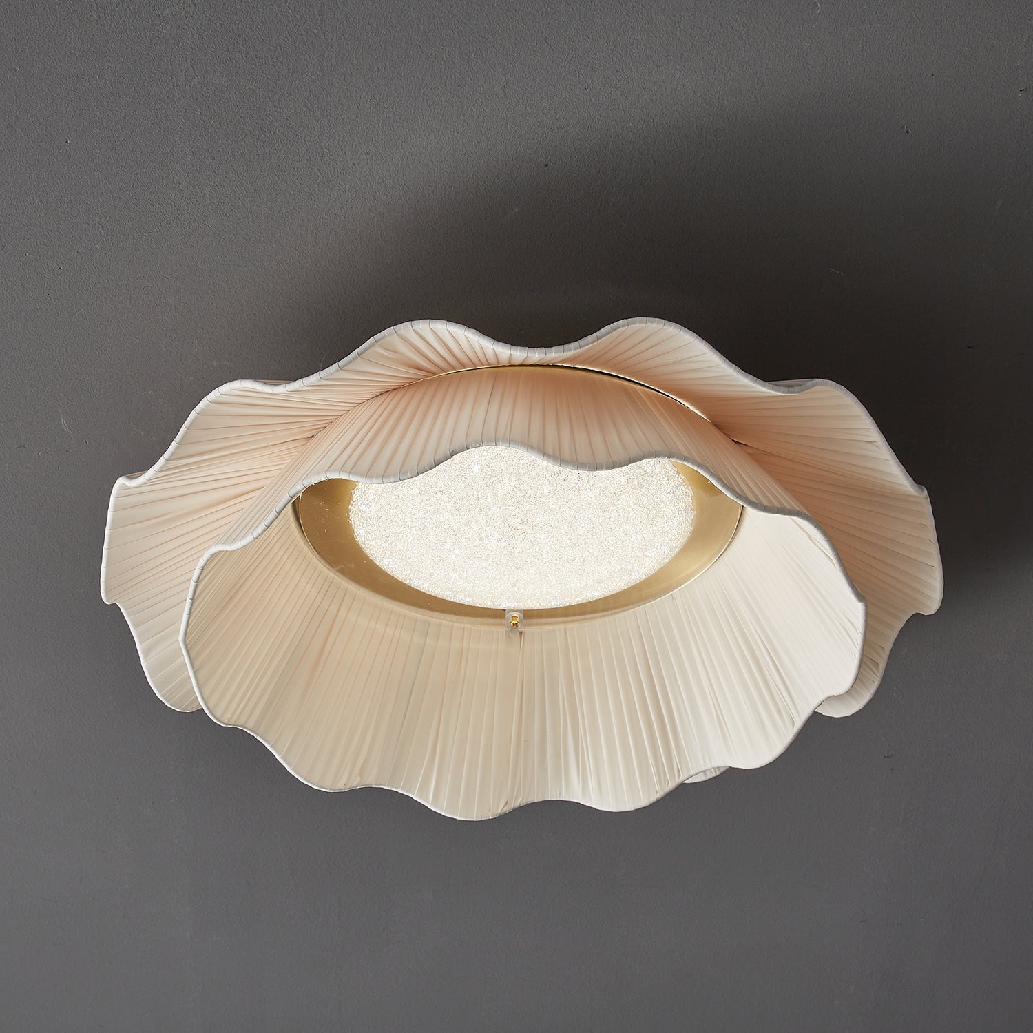 Ceiling Light Fabric Pleated Shade 19.7 in White Flush Mount Bedroom Living Room Ambient Lighting Modern | Thomler