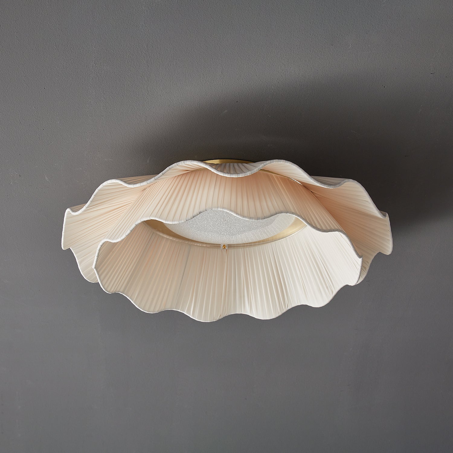 Ceiling Light Fabric Pleated Shade 19.7 in White Flush Mount Bedroom Living Room Ambient Lighting Modern | Thomler