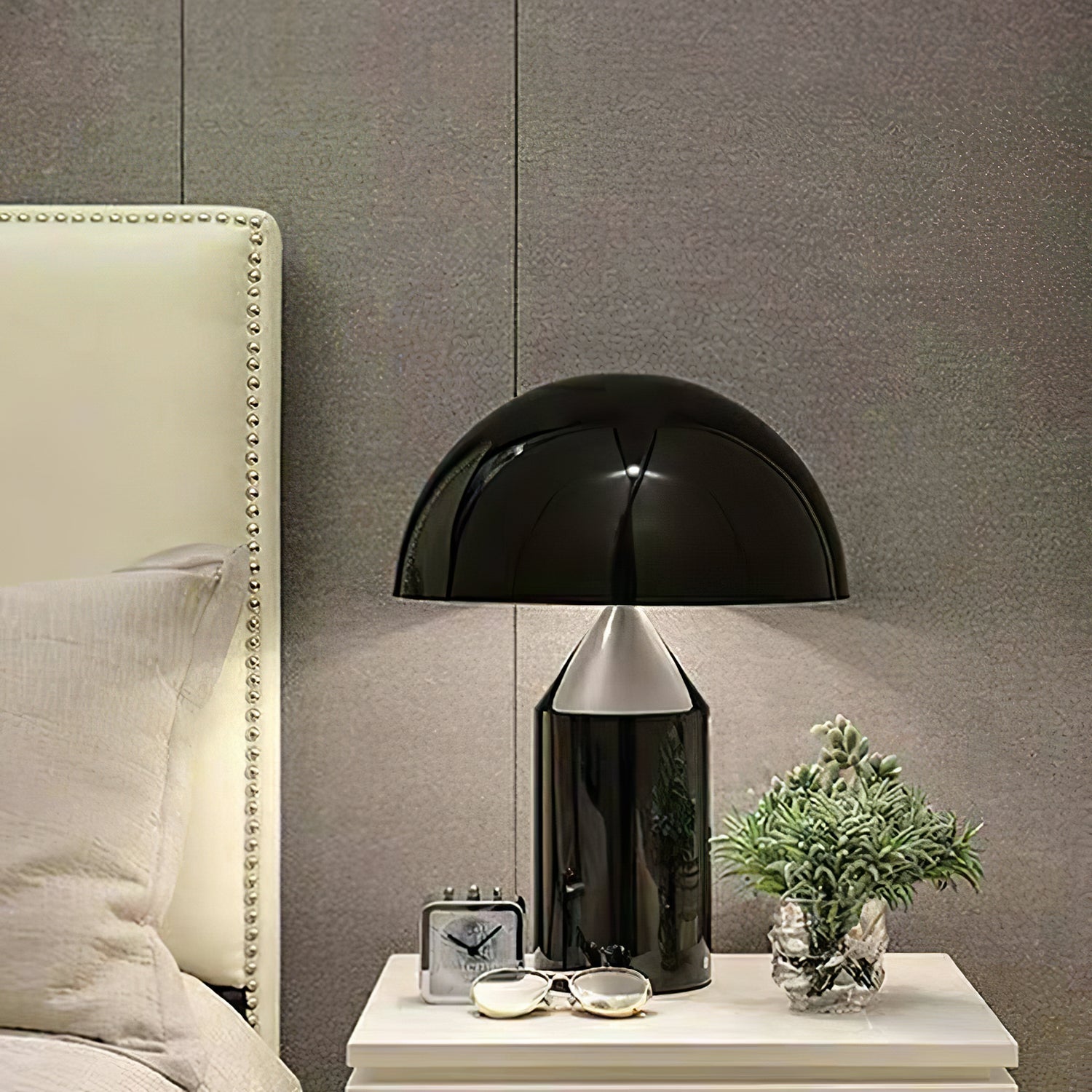 Geometric Table Lamp 13.8 in Metal Modern Bedroom Living Room Ambient Light Sculptural Design | Thomler