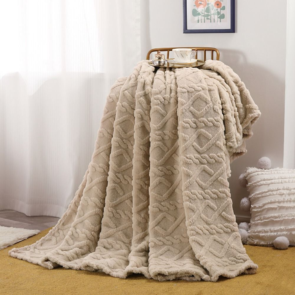 Plush Textured Fleece Throw Blanket – Year-Round Softness for Couch, Bed & Travel – Breathable 3D Knit Design – Perfect for Living Room | Thomler