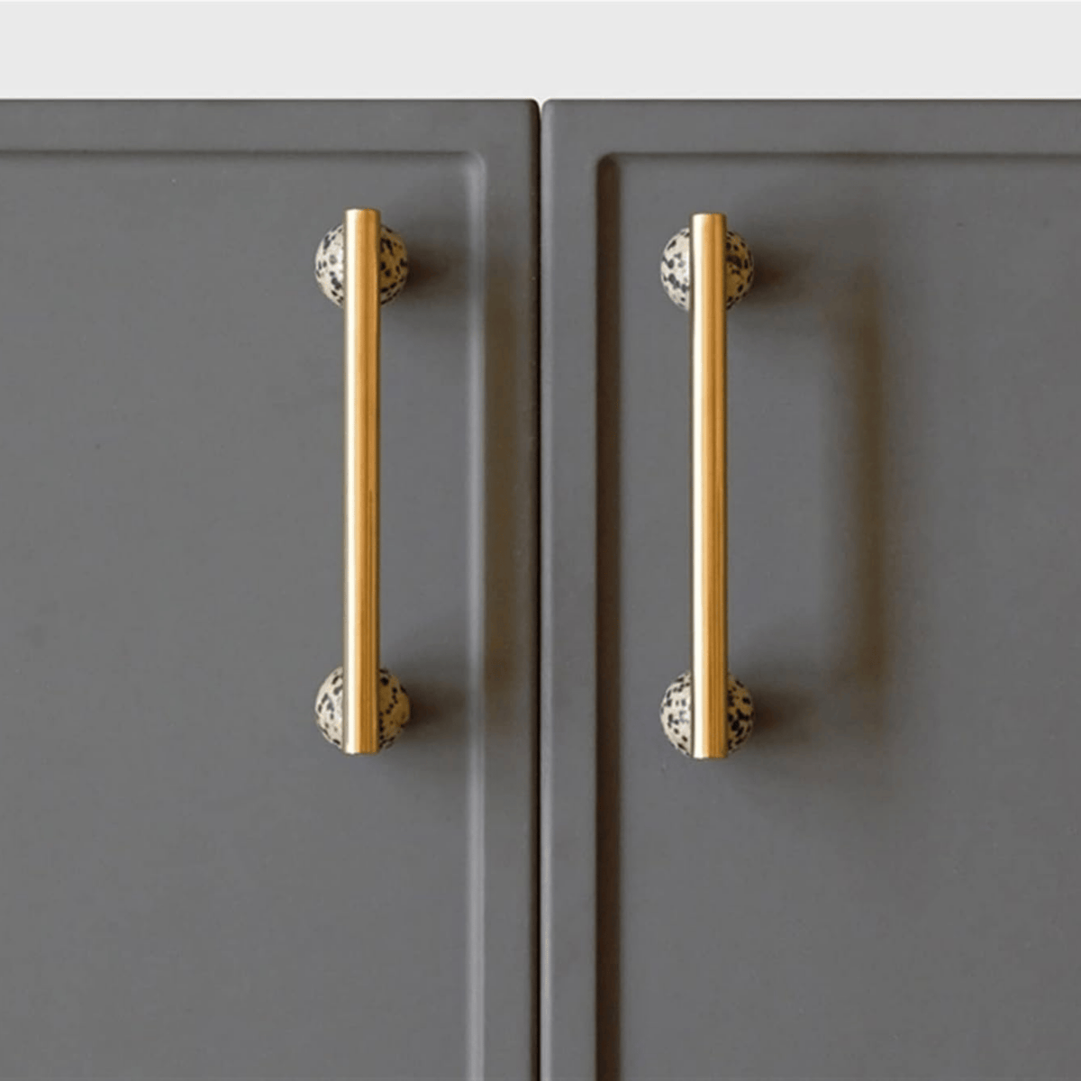 Natural Stone & Metal Cabinet Pull – Contemporary Scandinavian Hardware for Drawers & Doors | Thomler