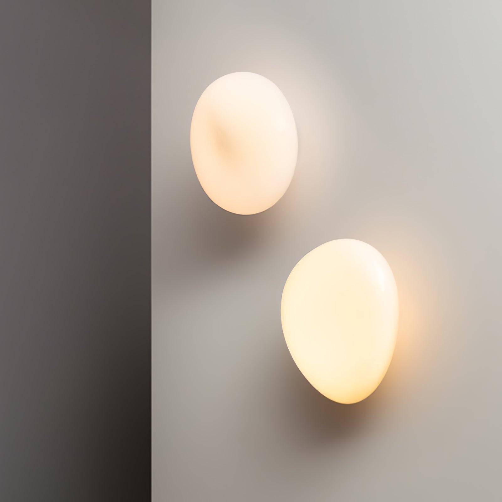 Pebble Glass Wall Lamp 8.6 in LED Indoor Wall Ceiling Light Sculptural Modern Fixture Ambient Lighting | Thomler