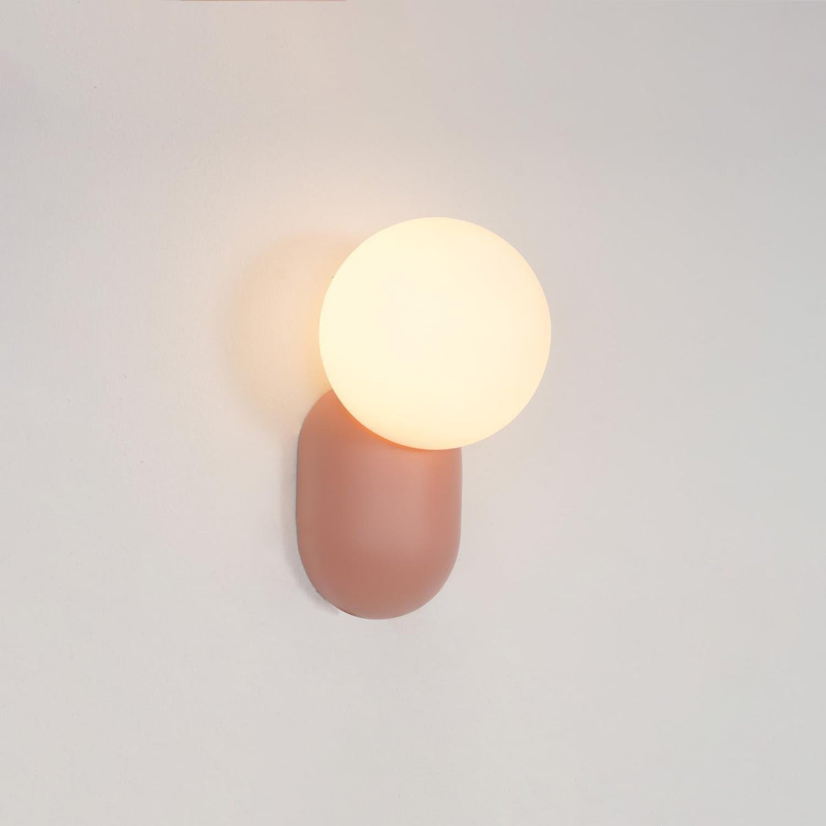 Orb Brass Wall Light with Resin Globe Shade – Modern Minimalist Sconce for Bedroom, Bath & Hallway | Thomler
