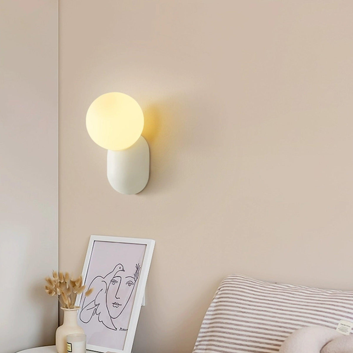 Orb Brass Wall Light with Resin Globe Shade – Modern Minimalist Sconce for Bedroom, Bath & Hallway | Thomler