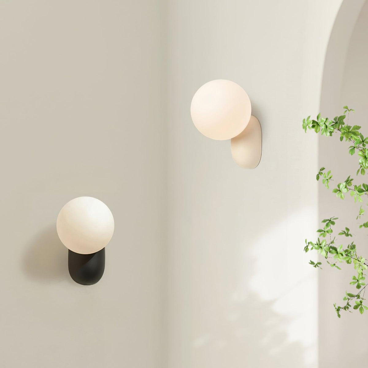 Orb Brass Wall Light with Resin Globe Shade – Modern Minimalist Sconce for Bedroom, Bath & Hallway | Thomler