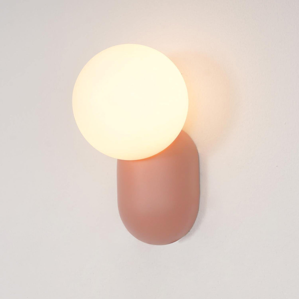 Orb Brass Wall Light with Resin Globe Shade – Modern Minimalist Sconce for Bedroom, Bath & Hallway | Thomler