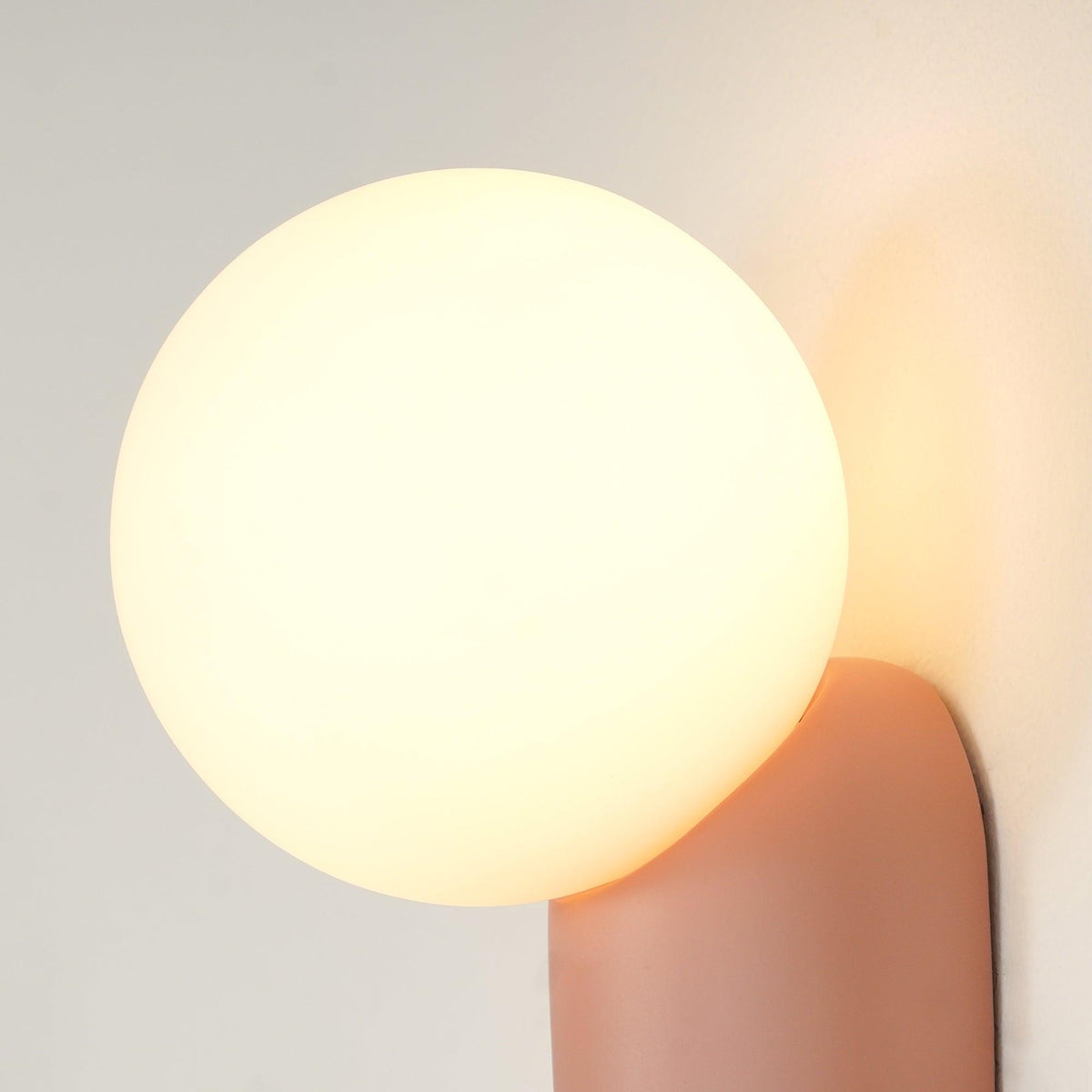 Orb Brass Wall Light with Resin Globe Shade – Modern Minimalist Sconce for Bedroom, Bath & Hallway | Thomler