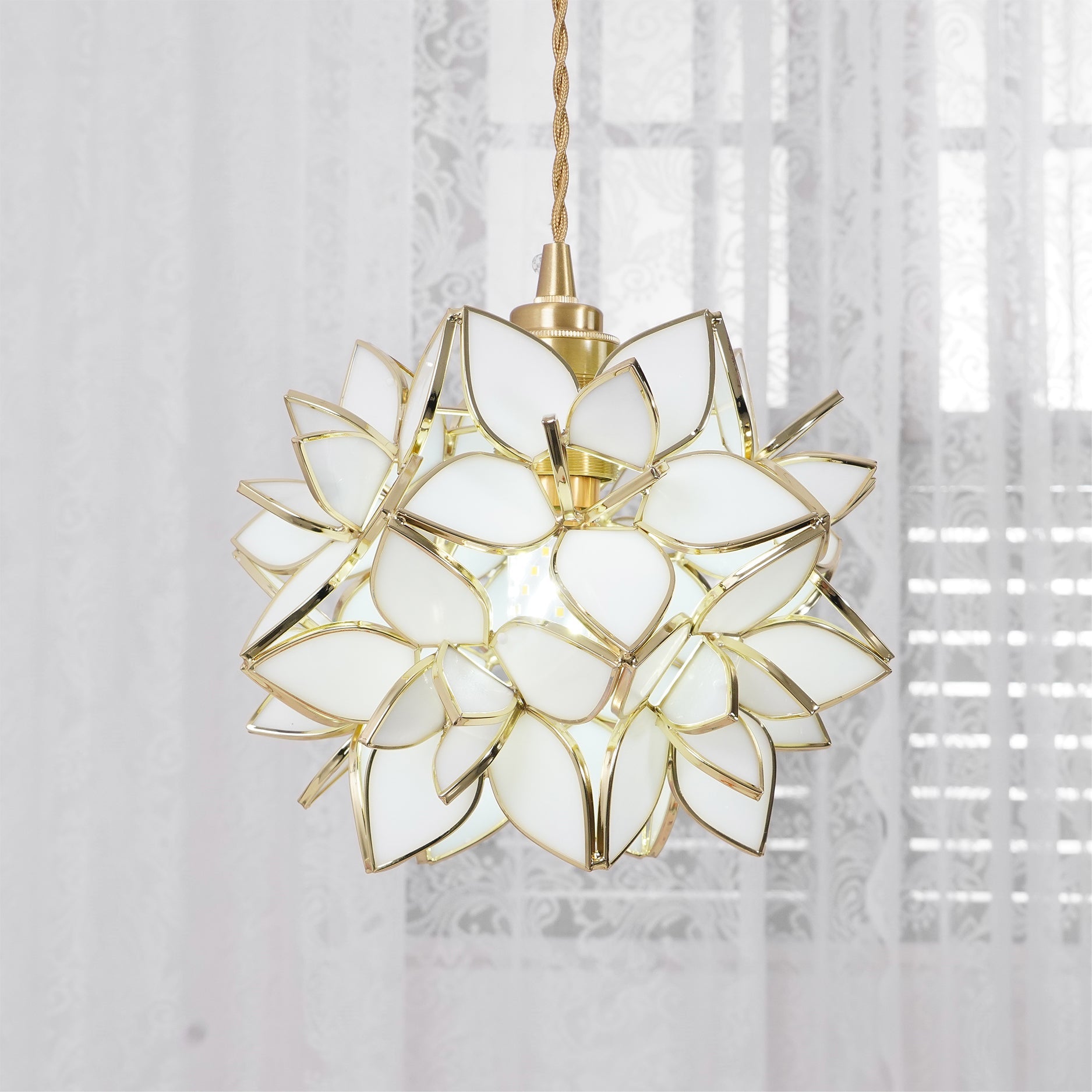 Pendant Light Glass Flower Sphere 7.9 in Brass Ceiling Indoor Hanging Lamp Decorative Ambient Lighting Fixture | Thomler