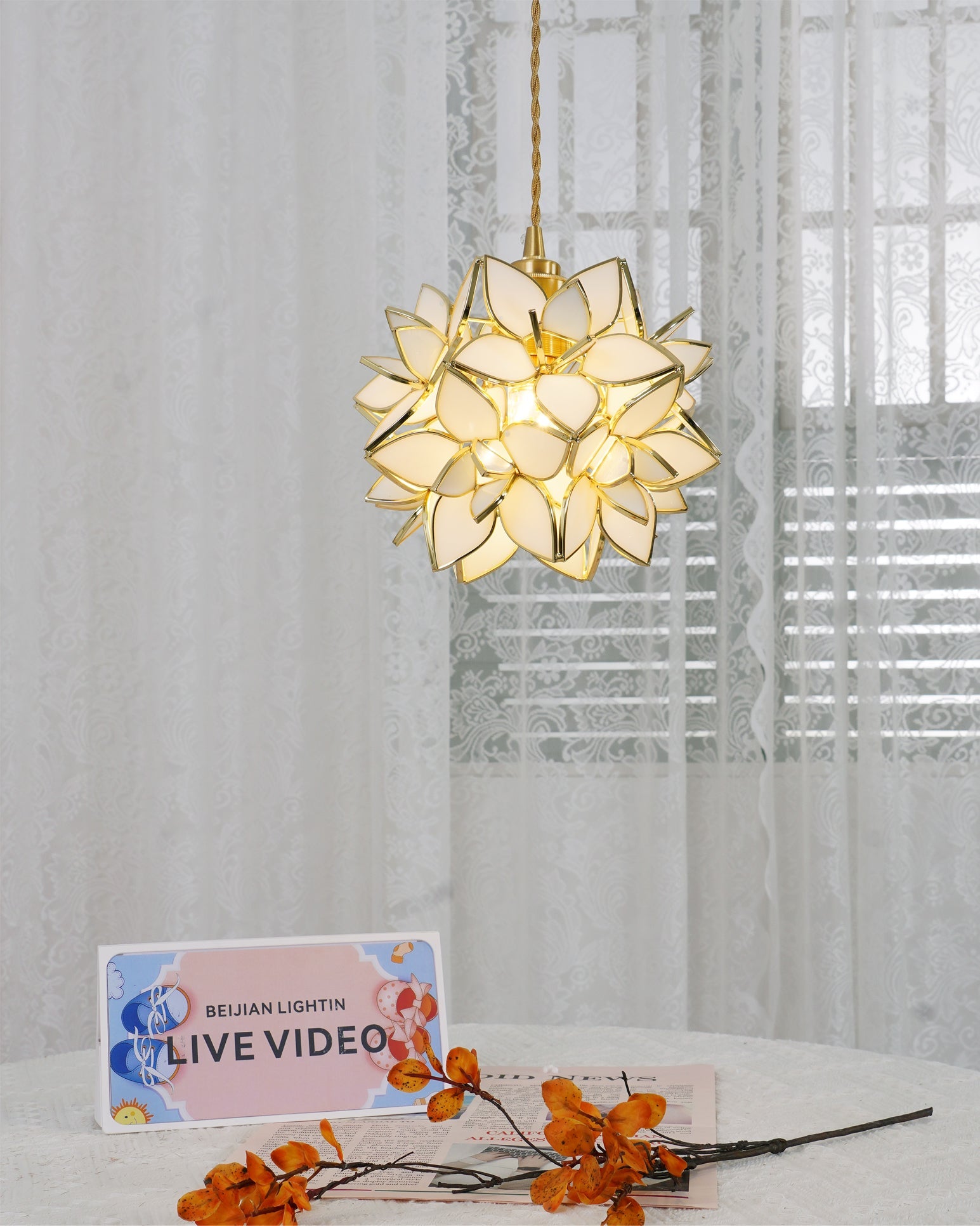 Pendant Light Glass Flower Sphere 7.9 in Brass Ceiling Indoor Hanging Lamp Decorative Ambient Lighting Fixture | Thomler