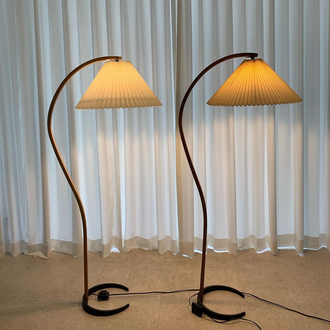 Floor Lamp Beech Wood Arc 150.0 cm Natural Living Room Reading Light Linen Shade Scandinavian Retro Lighting | Thomler