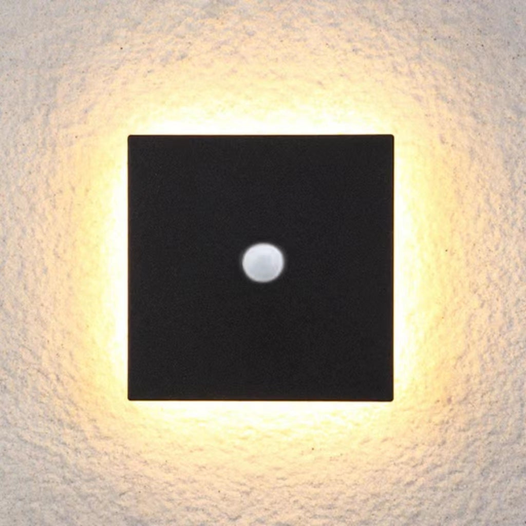 Geometric Metal LED Outdoor Wall Light for Porch & Patio with Motion Sensor Option – Modern Weatherproof Fixture | Thomler
