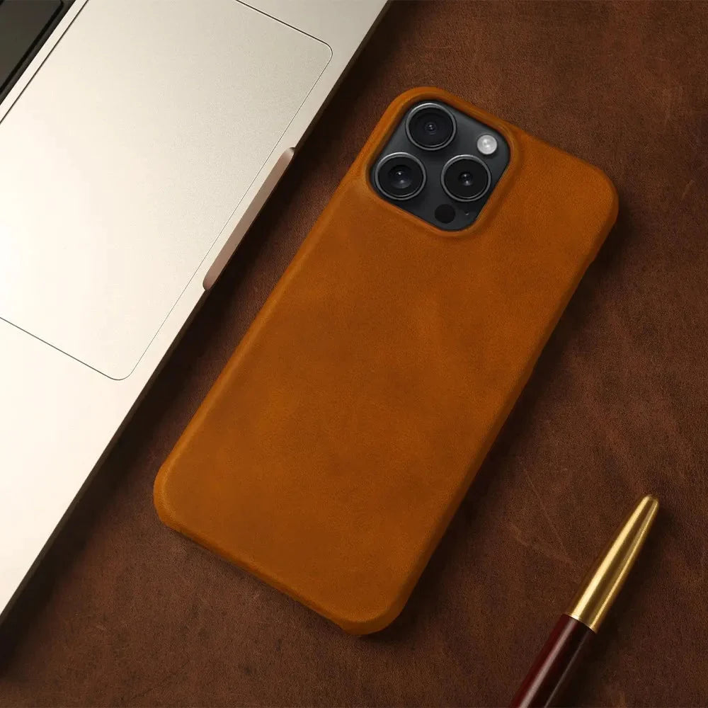 Genuine Leather MagSafe-Compatible iPhone Case – Wireless Charging Ready, Raised Edge Protection for Screen & Camera – iPhone 13-17 | Thomler