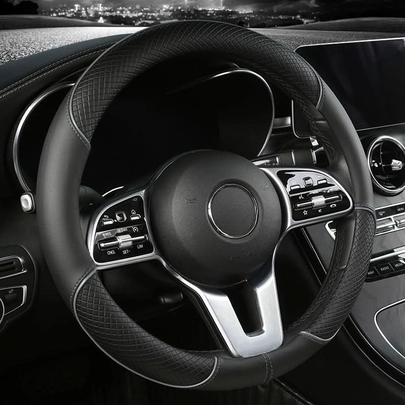 Diamond-Textured Steering Wheel Cover – Universal Fit Faux Leather Car Interior Upgrade with Anti-Slip Grip for Driving Comfort | Thomler