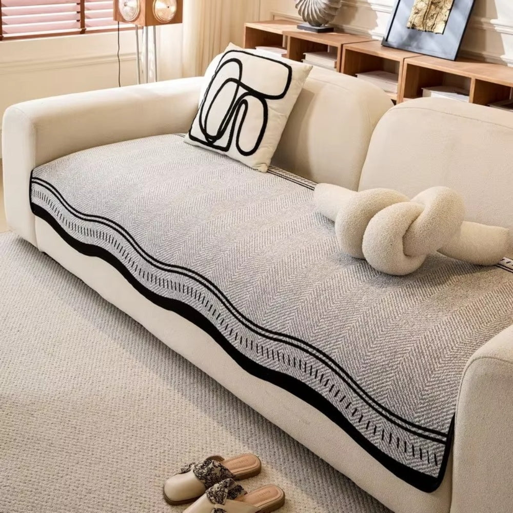 Wavy Edge Furniture Protector with Non-Slip Grip for Couches – Machine Washable Pet-Friendly Cover for Living Room | Thomler