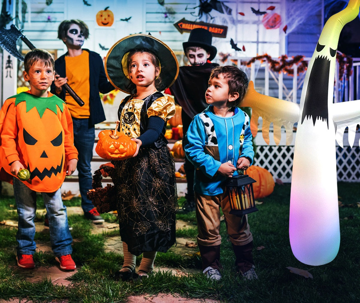 Light-Up Flying Creature Halloween Yard Inflatable – Self-Inflating Bat & Ghost Figures with Glowing Eyes for Outdoor Seasonal Decor | Thomler