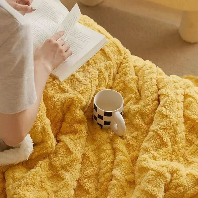 Throw Blanket Lambswool Microfiber Flannel 70 in x 90 in Reversible Winter Bedspread Cozy Living Room Bedroom Decor | Thomler