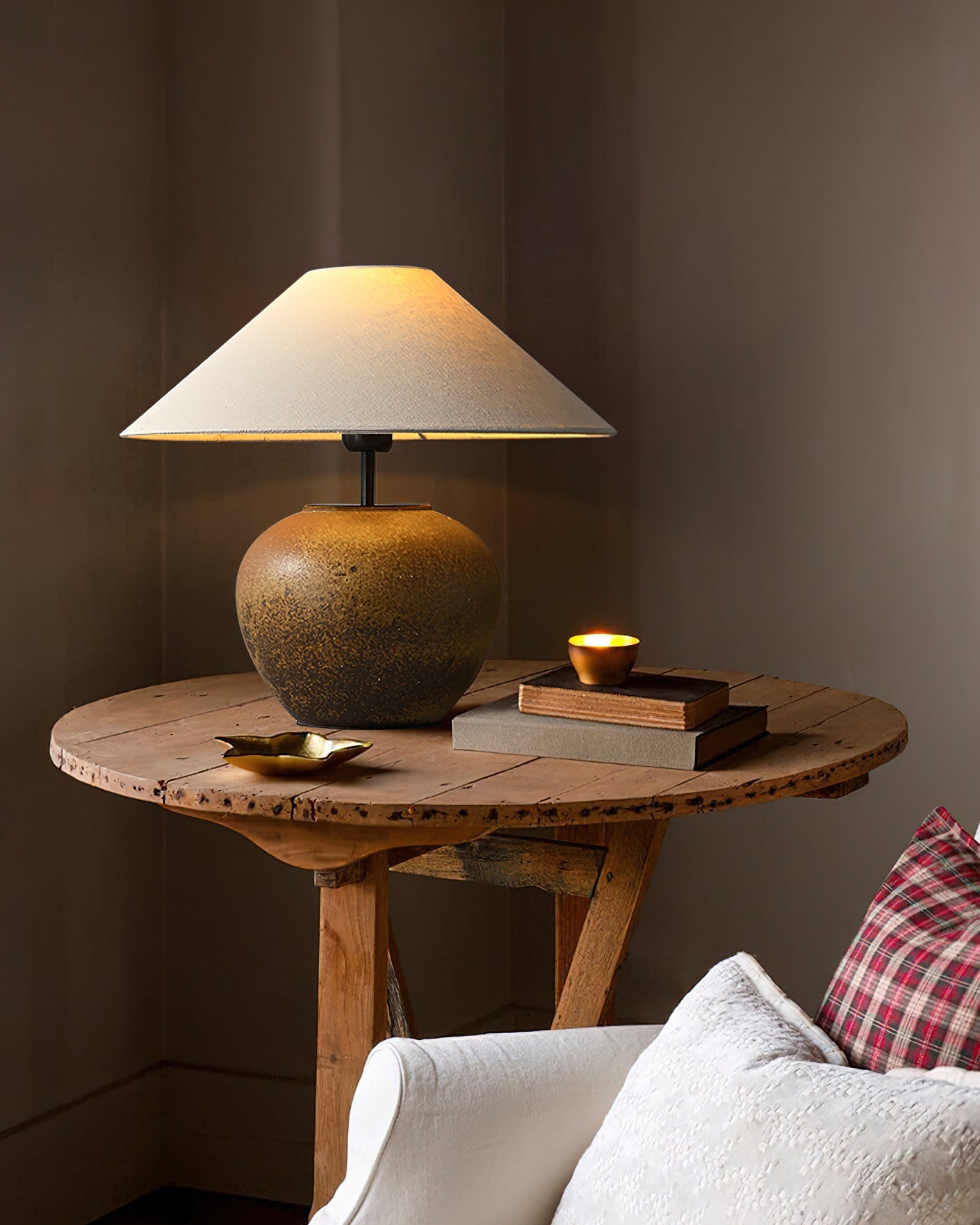 Table Lamp Ceramic 15.7 in White Living Room Bedroom Soft Ambient Lighting | Thomler