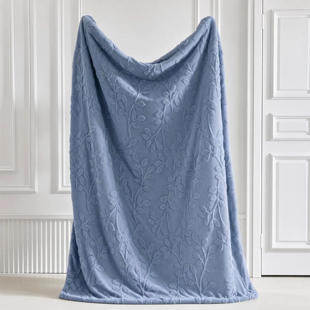 Reversible Sherpa Throw Blanket with Jacquard Botanical Pattern for Couch & Bed | Thomler