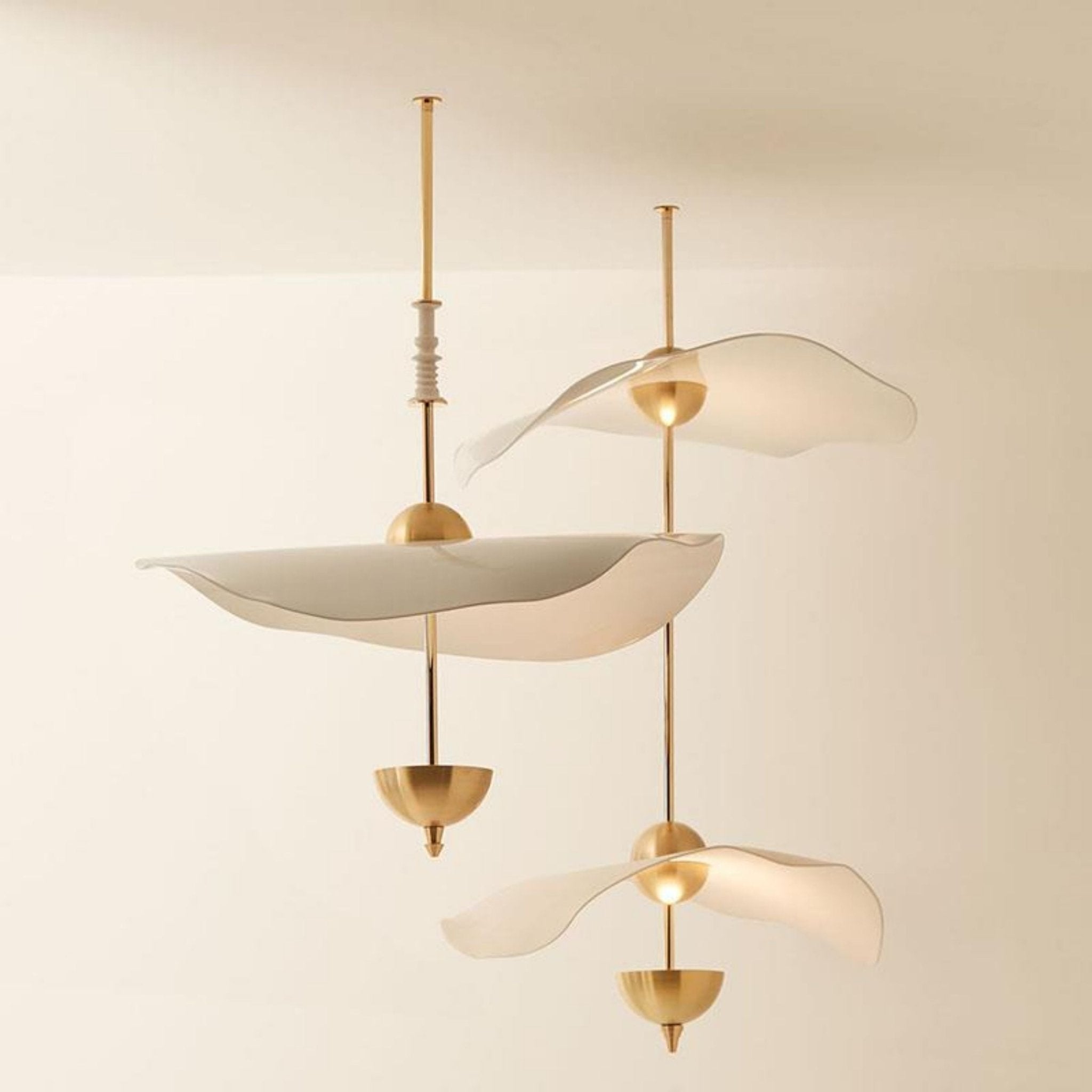 Ceiling Light Metal Acrylic 23.6 in x 27.5 in Gold Indoor Dining Room Living Room Modern Pendant Lamp | Thomler