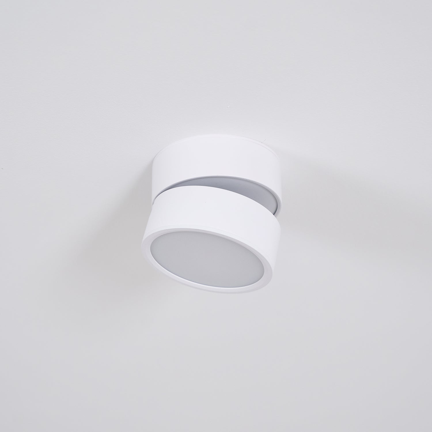 Ceiling Lamp Aluminum 3.9 in Adjustable Black White Home Gallery Spotlight Warm White 7W LED | Thomler