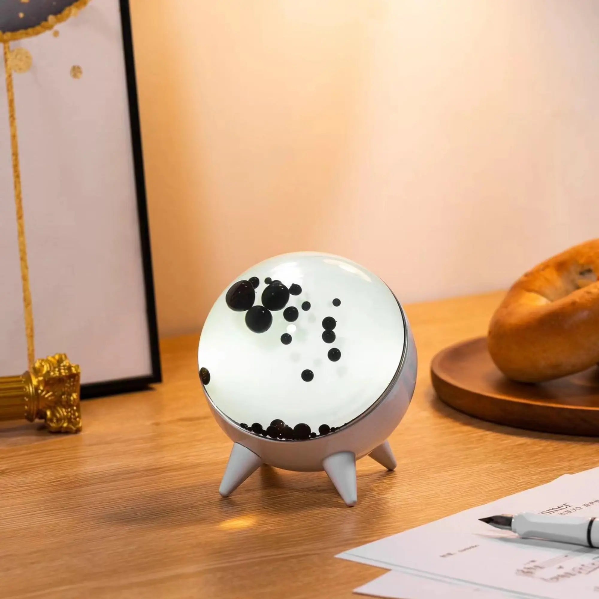 Speaker Display Ferrofluid Glass 10.6 cm Bluetooth Music Visualiser Desk Light Interactive Audio Art Decor | Thomler