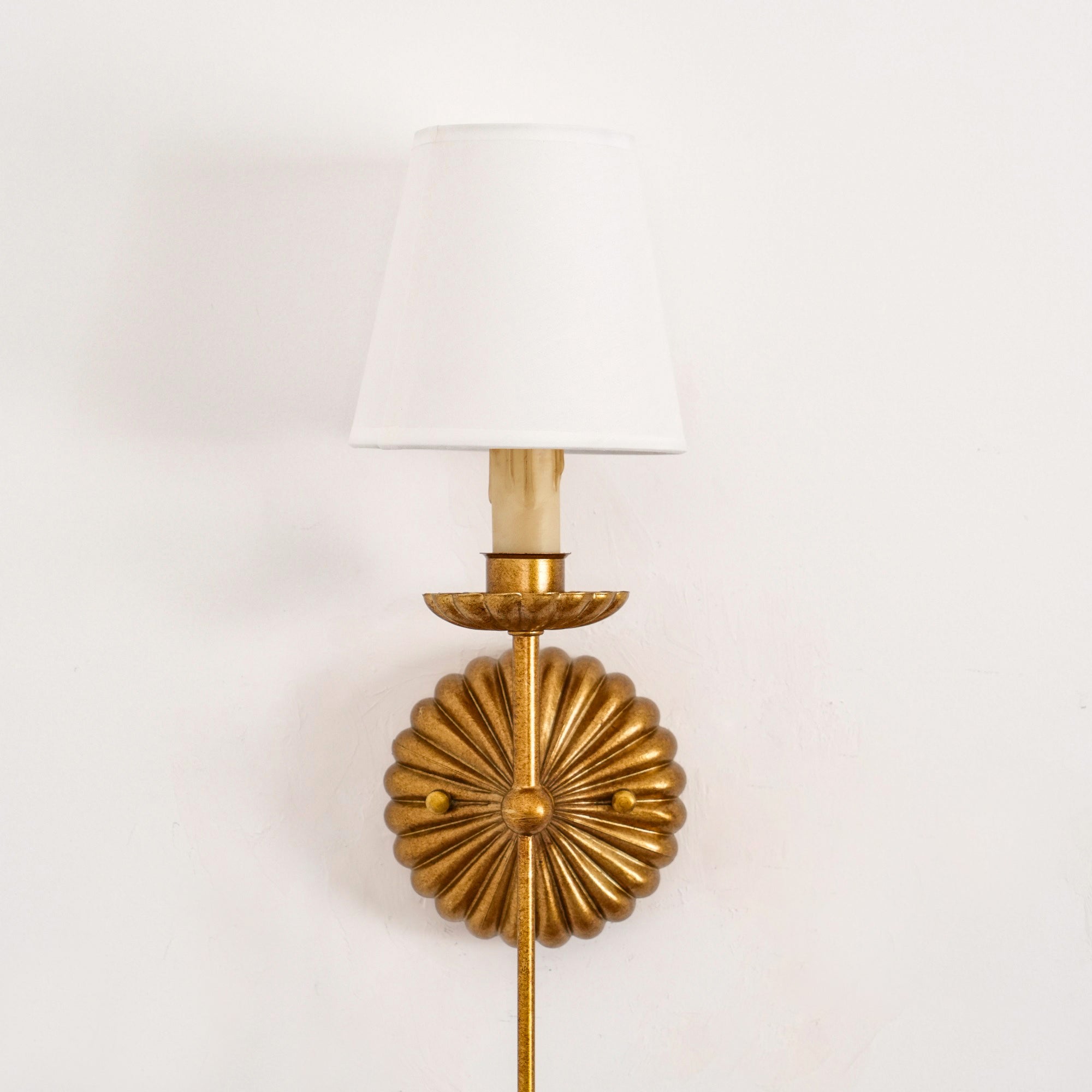 Wall Lamp Metal Fabric Shade 15W Antique Gold Bedroom Hallway Sconce Classic Modern Lighting Fixture | Thomler