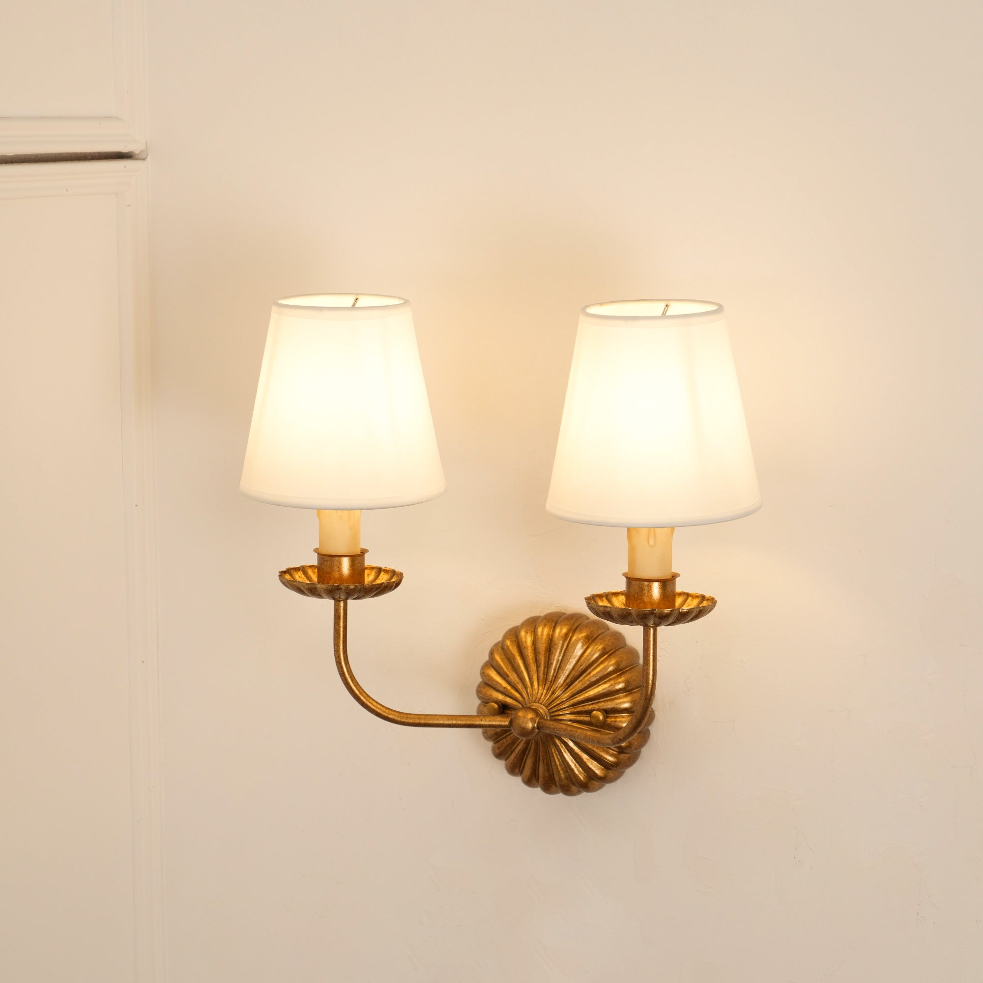 Wall Lamp Metal Fabric Shade 15W Antique Gold Bedroom Hallway Sconce Classic Modern Lighting Fixture | Thomler