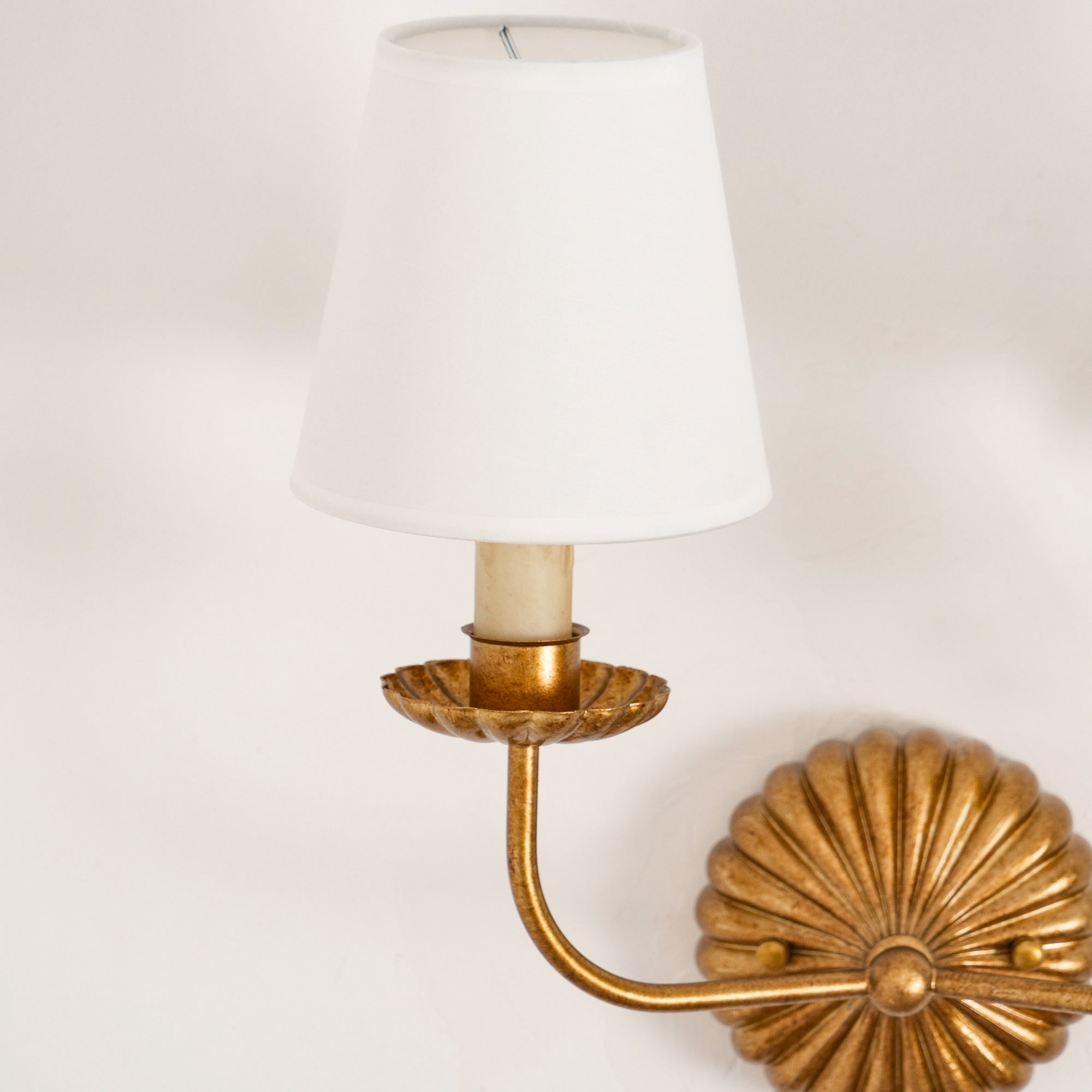 Wall Lamp Metal Fabric Shade 15W Antique Gold Bedroom Hallway Sconce Classic Modern Lighting Fixture | Thomler
