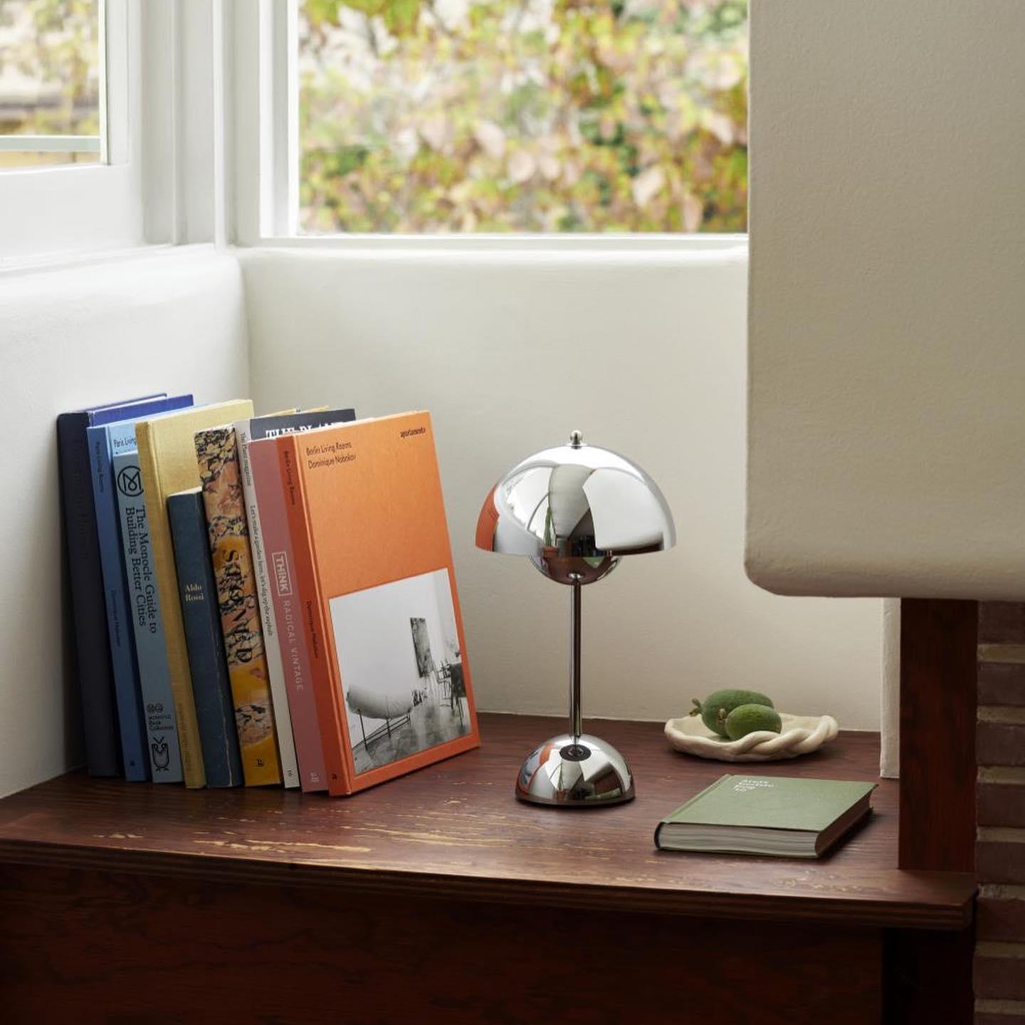 Desk Lamp Metal 6.3 in Rechargeable Tri-Color Small Table Light | Thomler